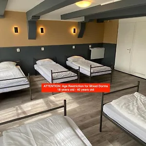 https://xplore-hostel-amsterdam.amsterdamhotelsnl.com