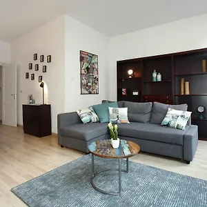  Apartment Stayci Serviced Grand Place