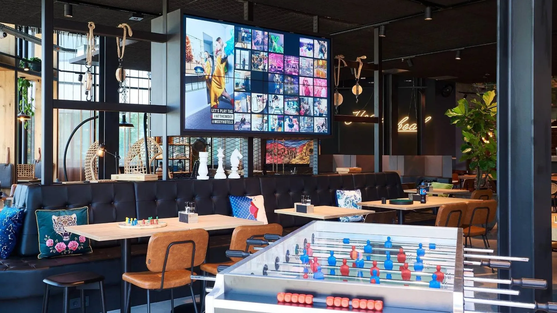 Hotel Moxy Amsterdam Schiphol Airport Hoofddorp Nizozemsko